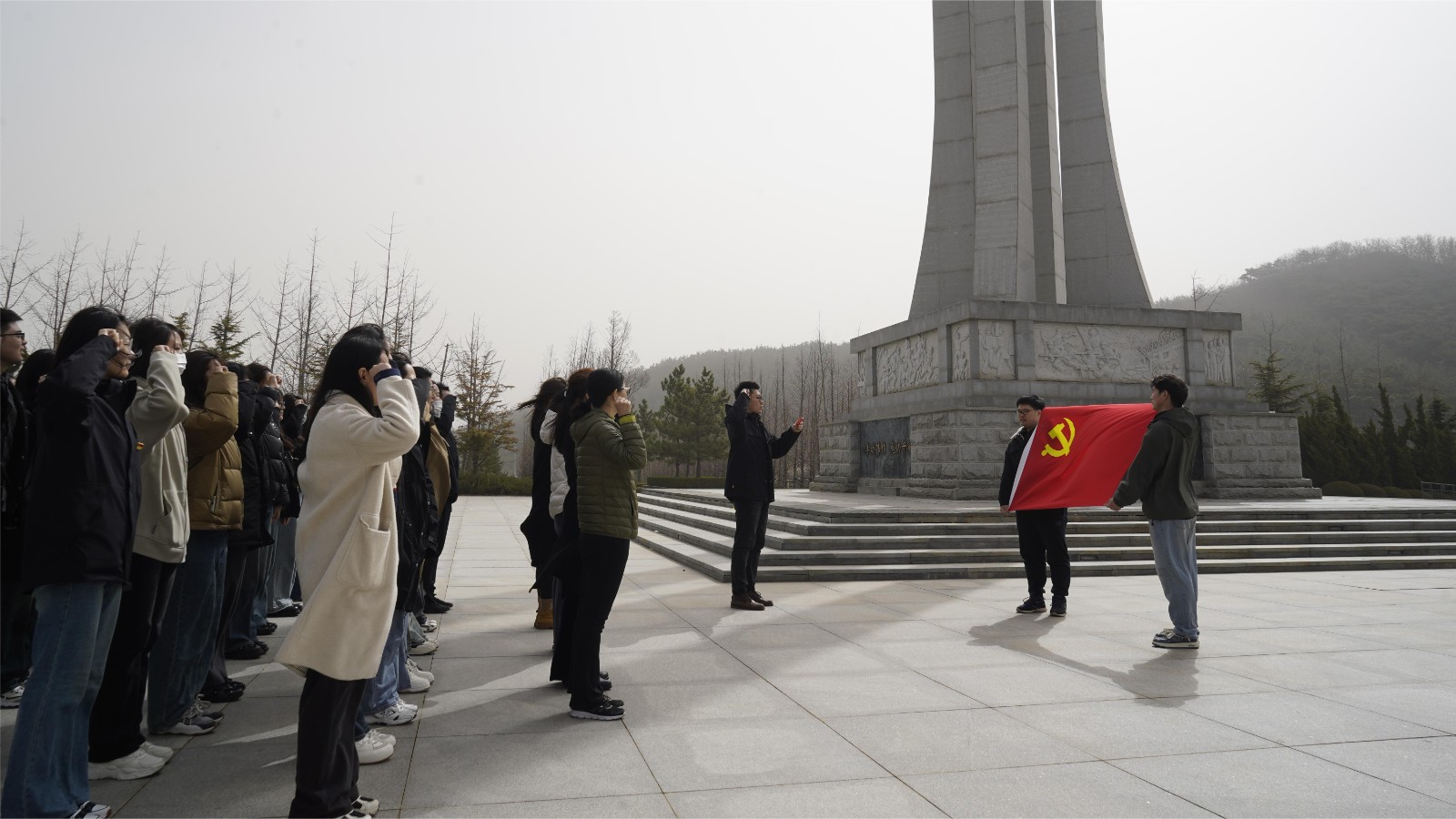 1712131816815733.jpg 1712131816815733.jpg