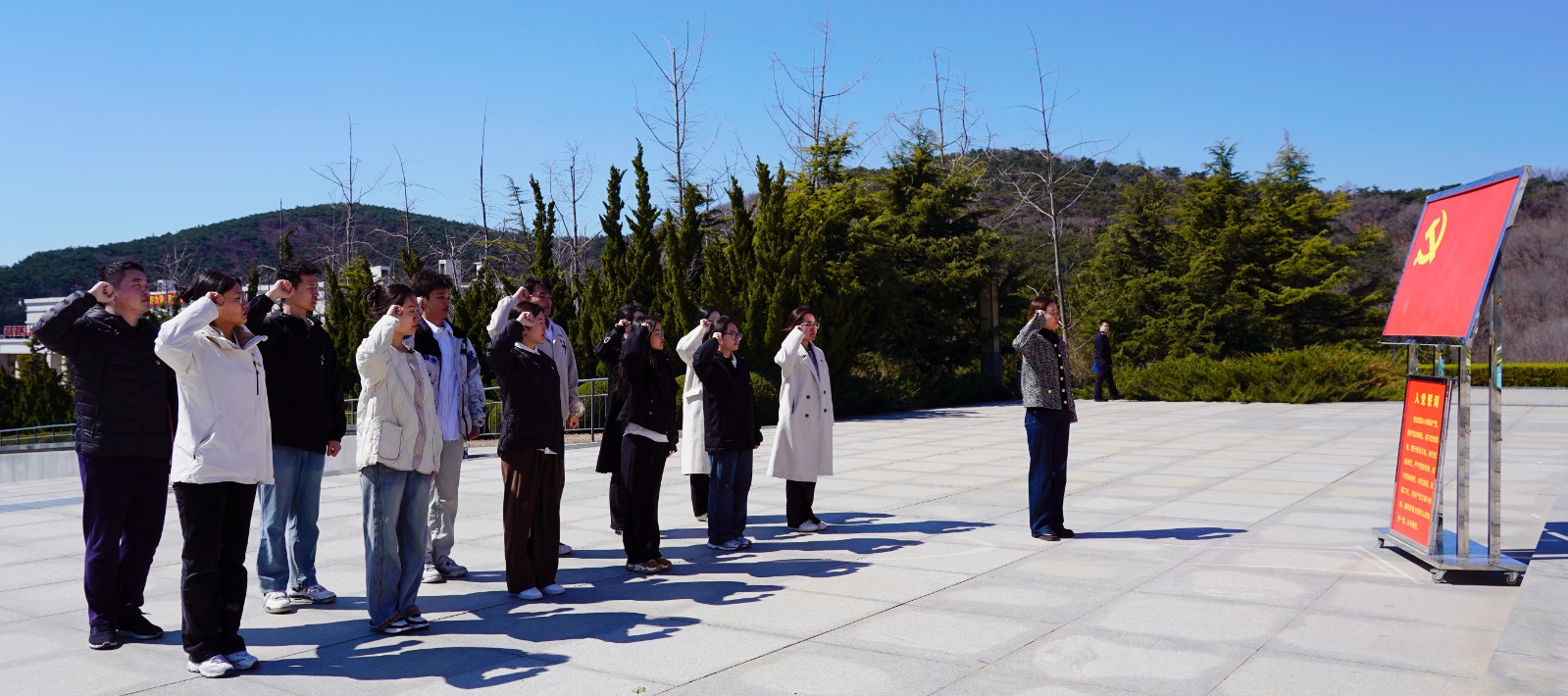 1743664566410859.jpg 1743664566410859.jpg